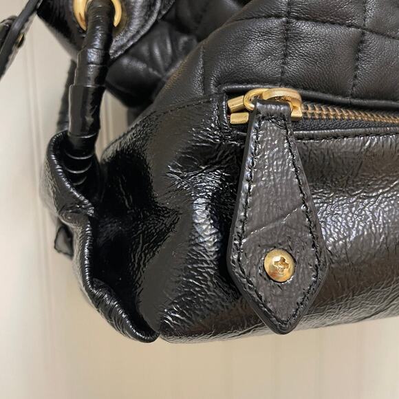 BCBGMAZARIA Quilted Shoulder Bag | Black Leather Patent Trim, Gold Chain Y2K - Picture 9 of 11